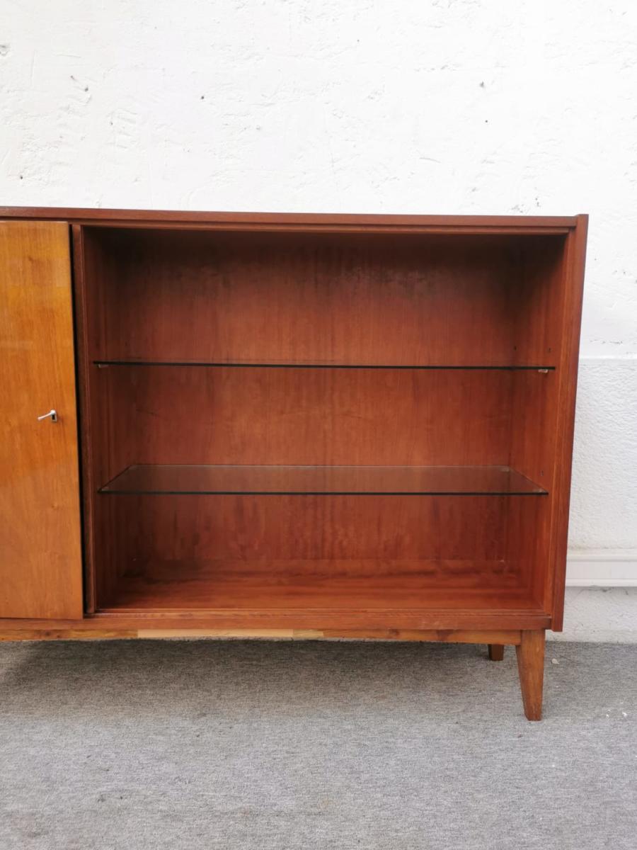 Compass foot bookcase