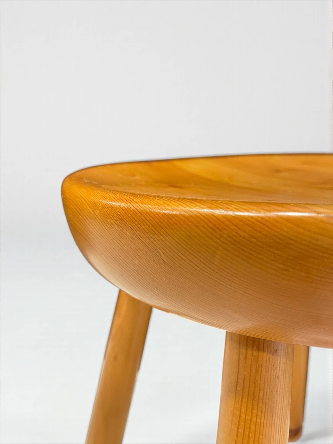 Tripod stool 1970