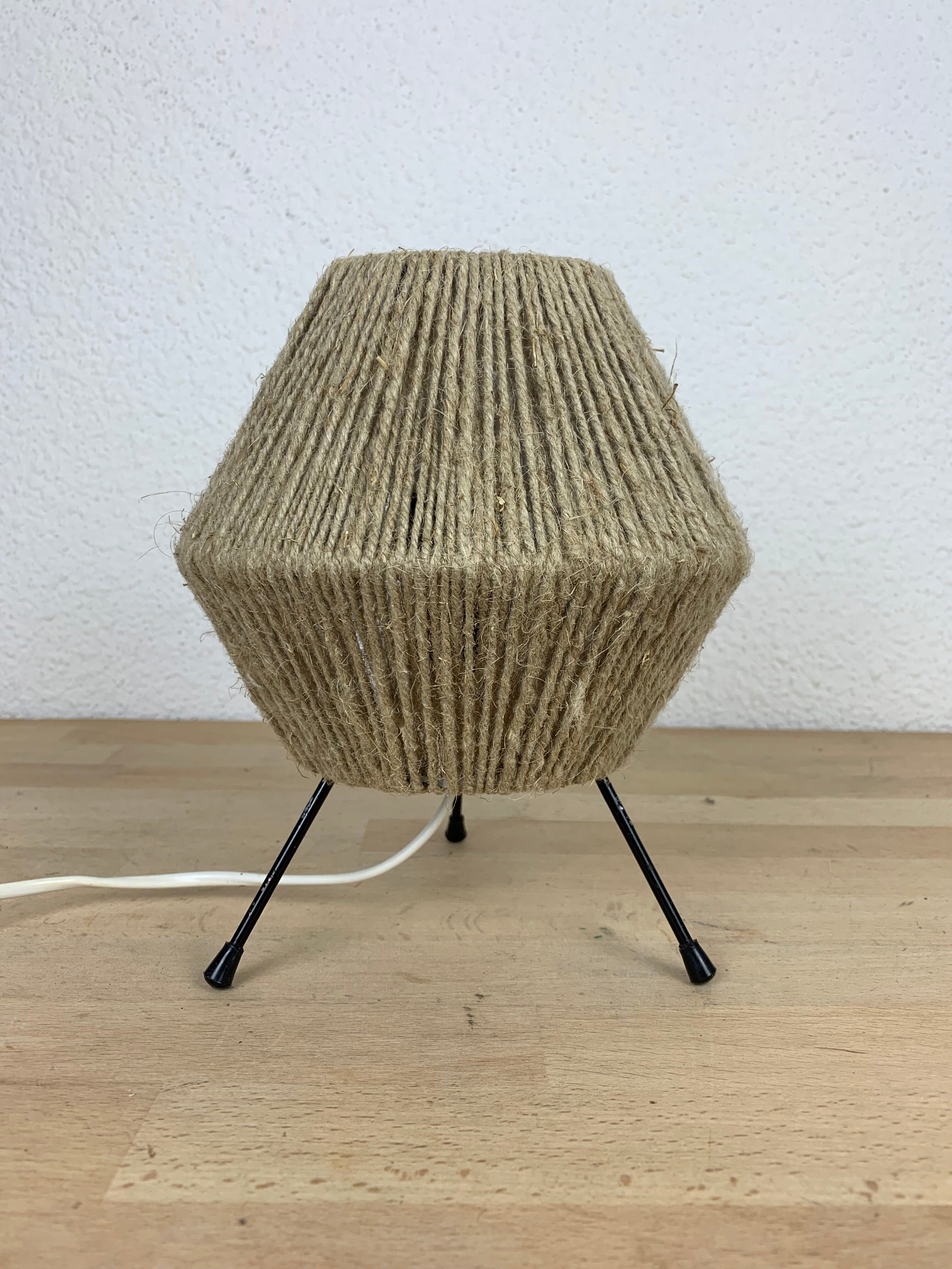 Tripod lamp rope and metal 50's