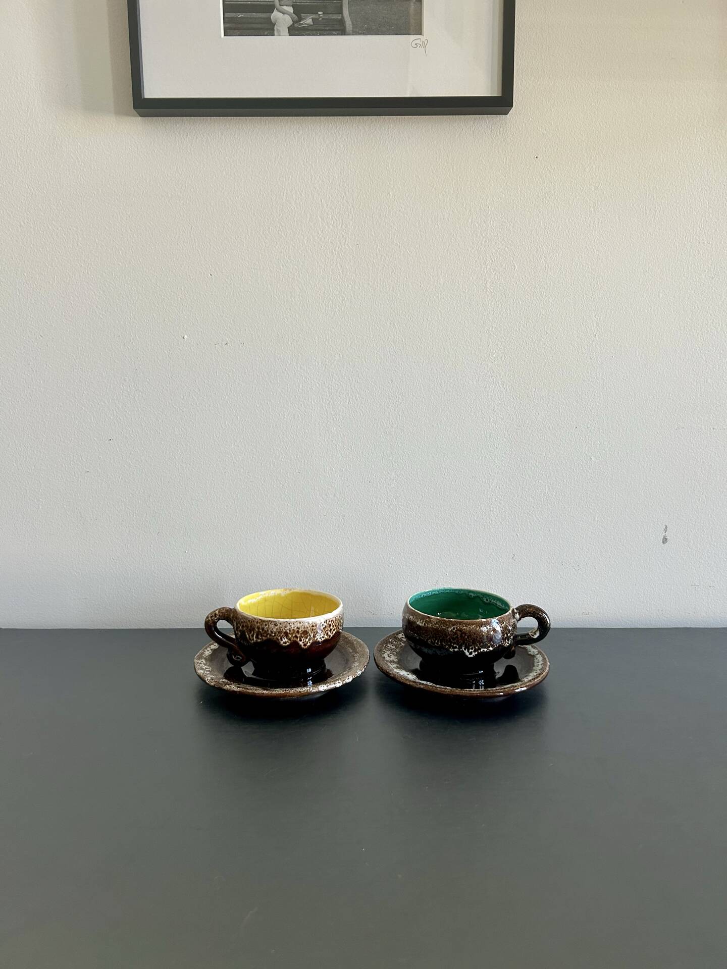 Tasses et soucoupes Vallauris