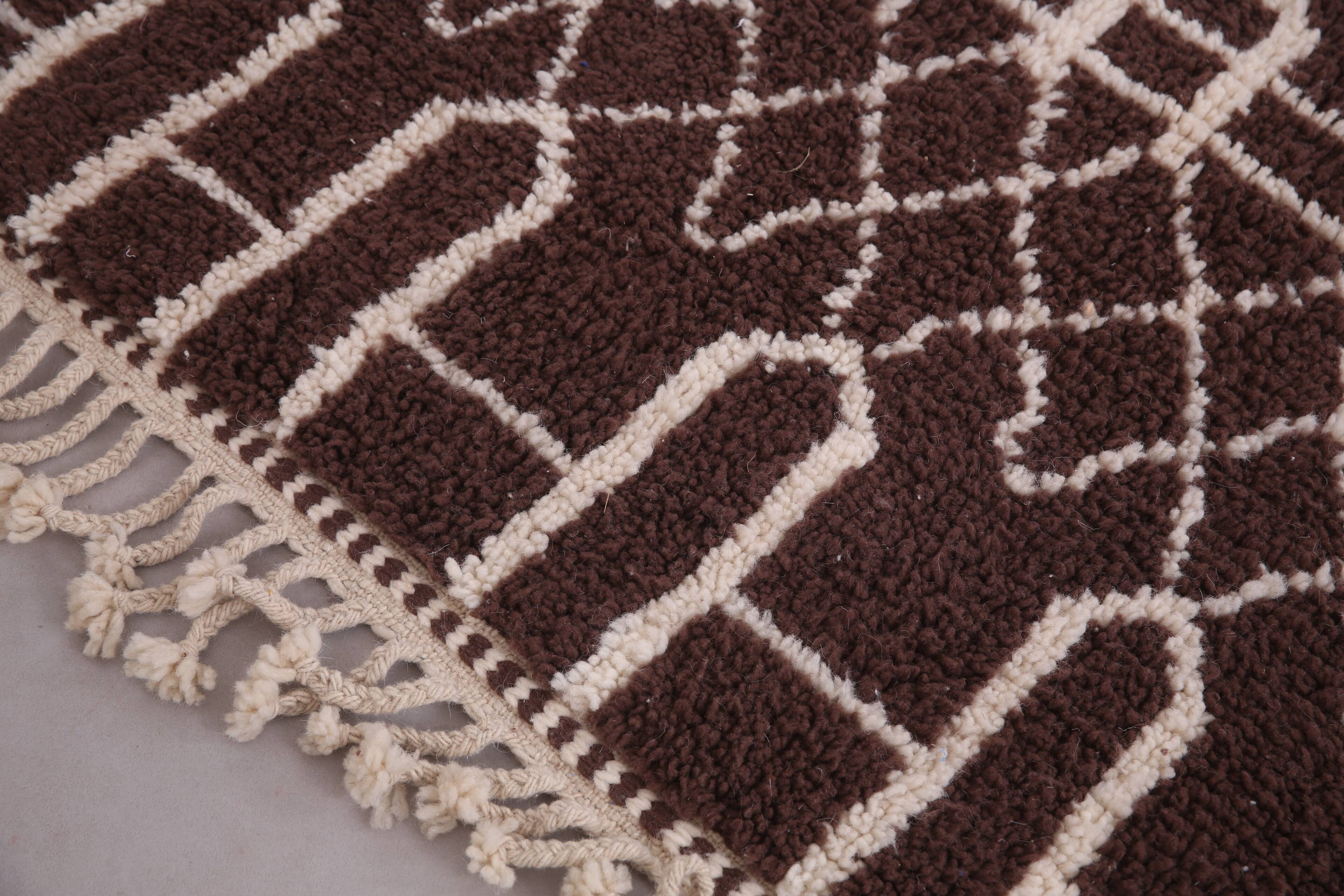 Brown Beni Ourain Rug 183 x 246 cm, Handmade Berber Wool Rug, Vintage Style