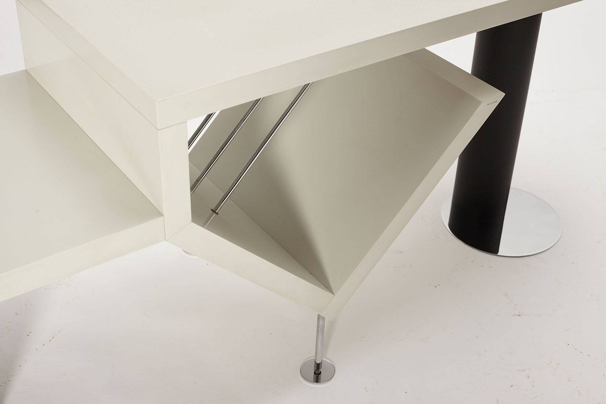 Bang & Olufsen console table