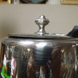 Metal pouring coffee maker