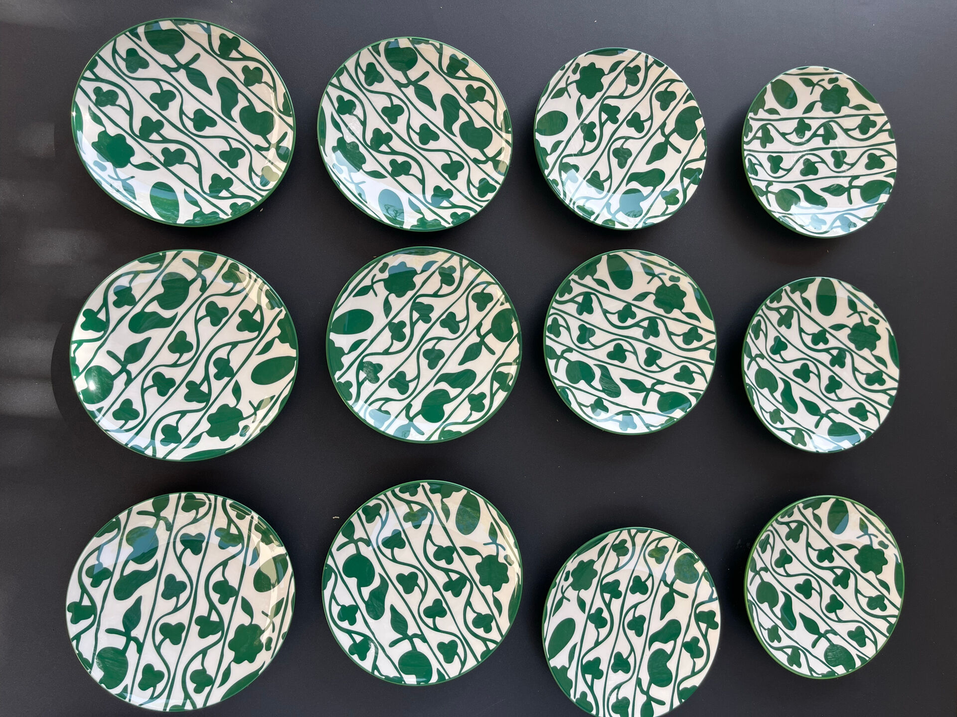 Lot of 6 or 12 dessert plates Caroline by Benoist