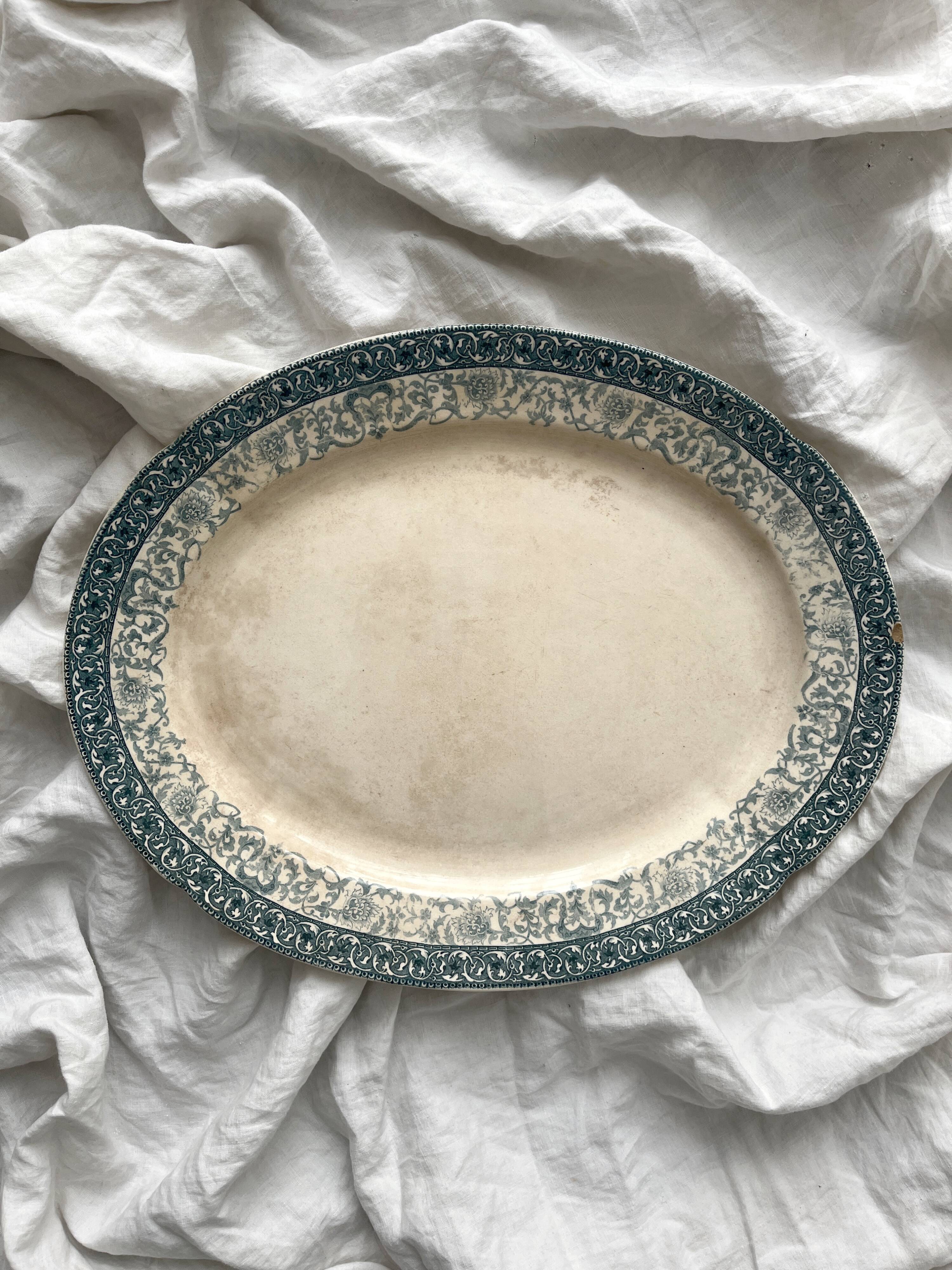 Oval ironstone dish "Sully" Choisy le Roi Hautin Boulenger et Cie