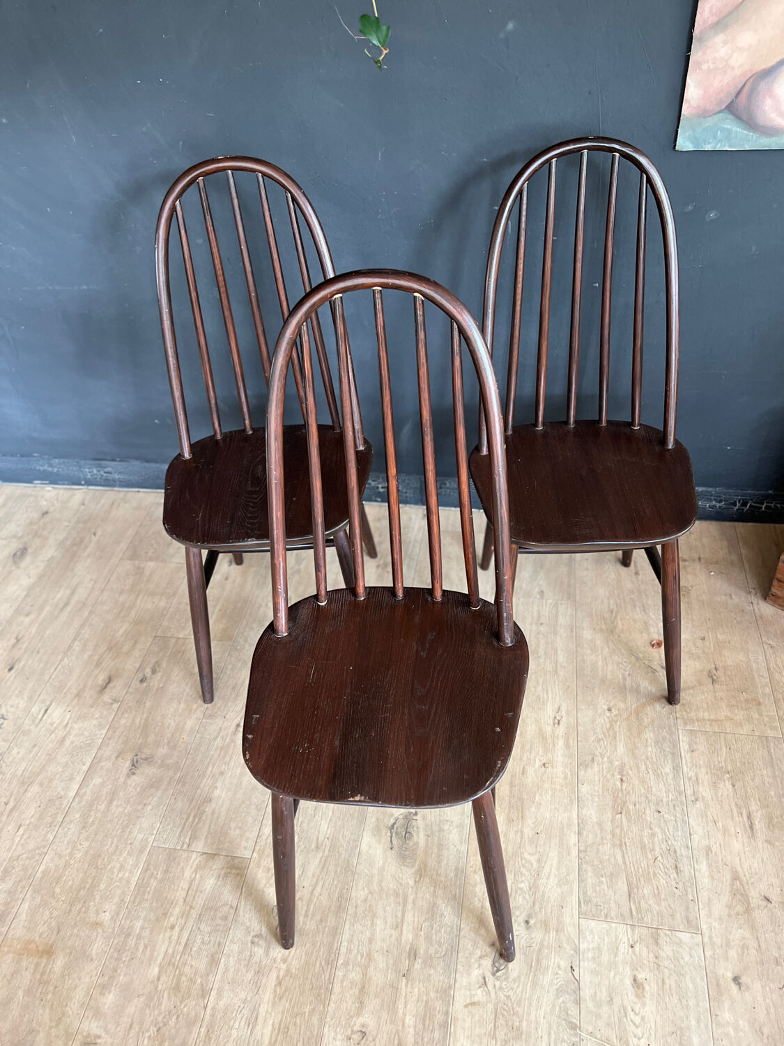 Trois chaises vintage