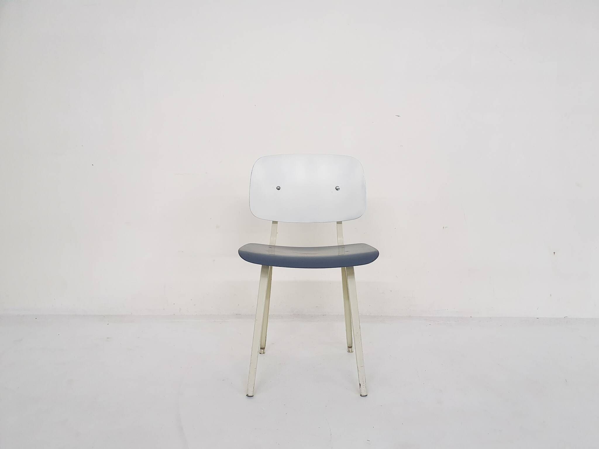 Friso Kramer for Ahrend de Cirkel "revolt" dining chair, The Netherlands 1950's