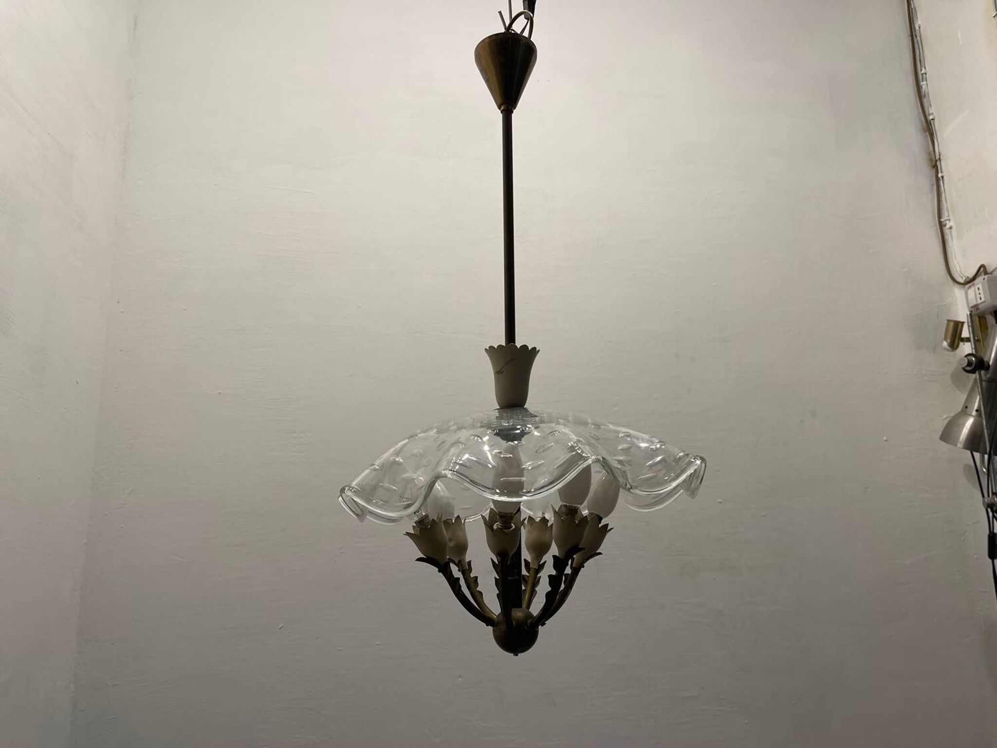 Suspension en verre de Murano des années 1950