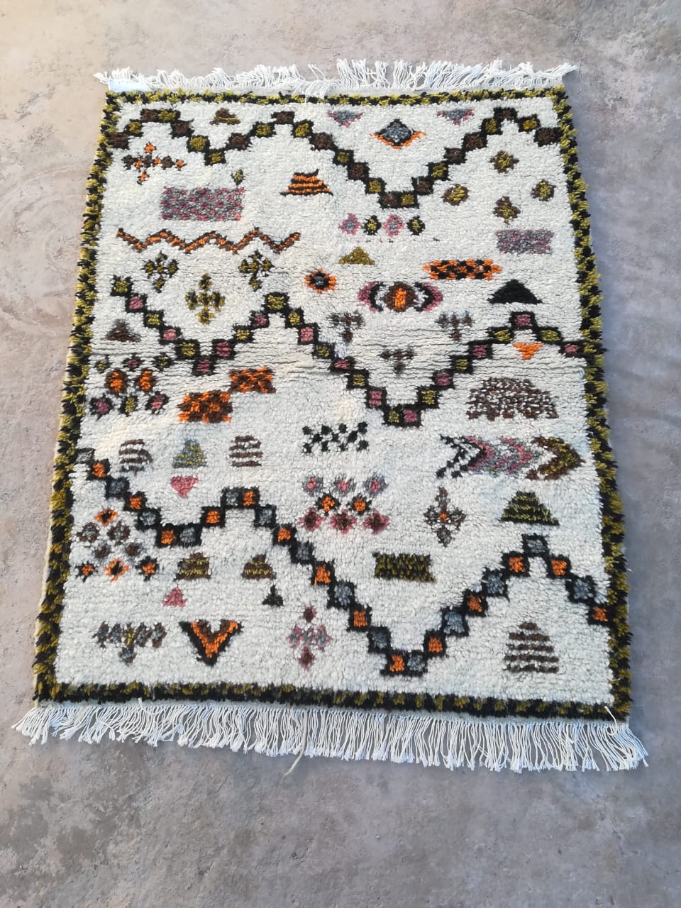 Berber Green Valley Carpet 134 X 107cm