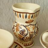2  tasses a chocolat dejeuner et pot a lait faience henriot quimper