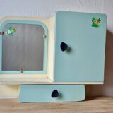 Old medicine cabinet - 1950