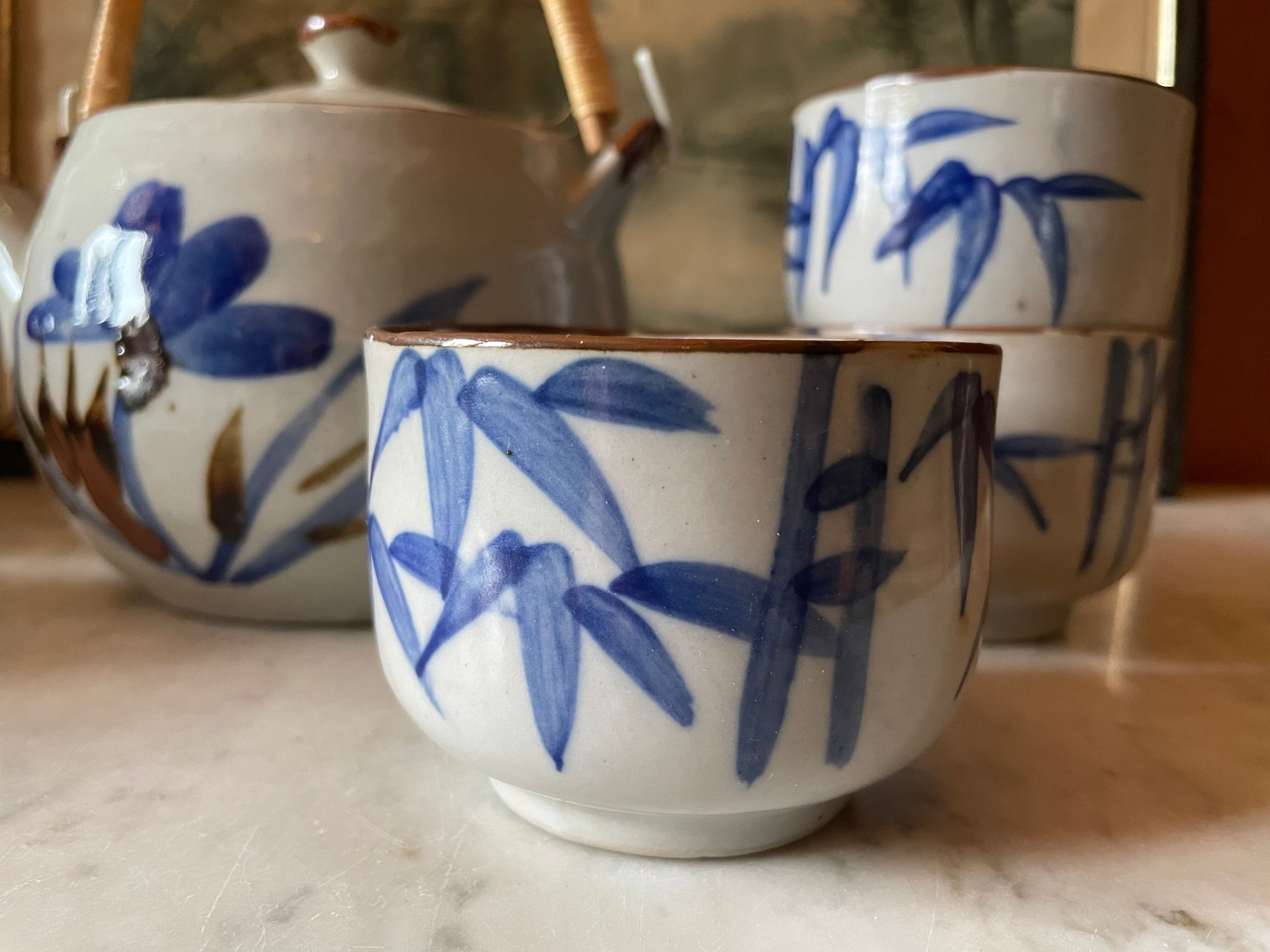 Stoneware tea set, 3 cups