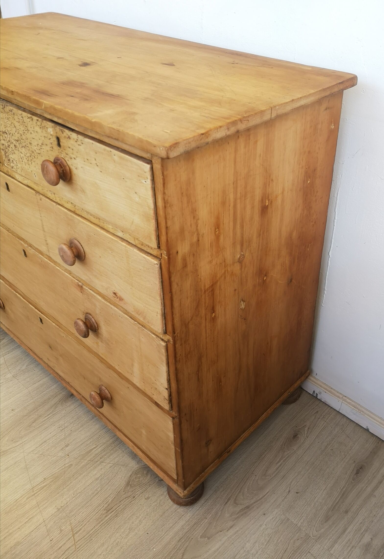 English pine dresser