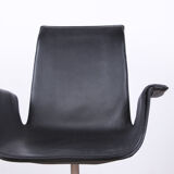Danish armchair in Leather and Chrome Steel, model FK 6725 or "Tulip chair" by Preben Fabricius.