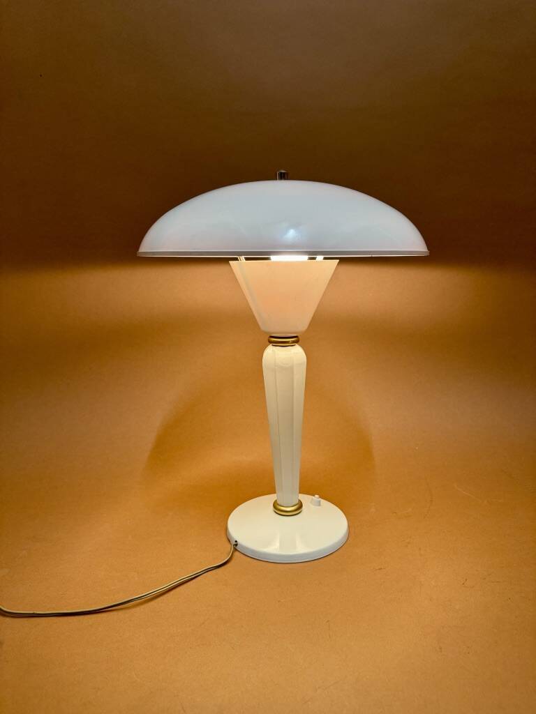 Bakelite desk lamp