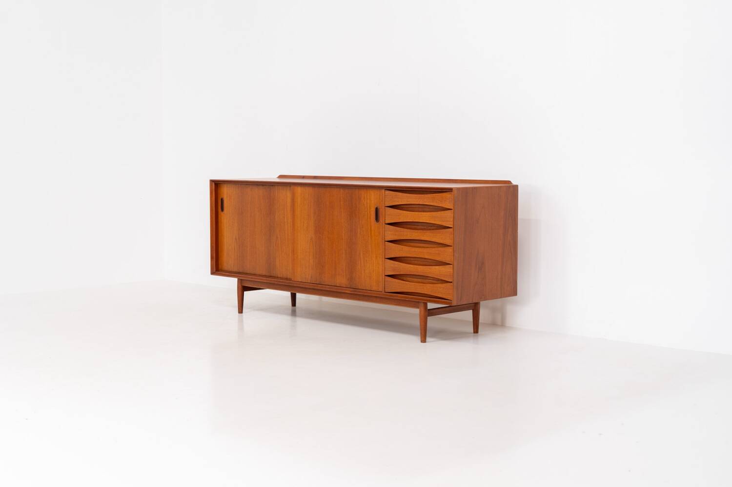 Buffet OS29 par Arne Vodder pour Sibast