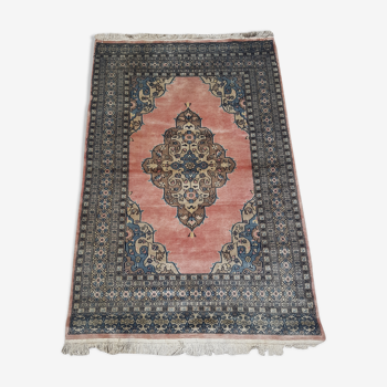 Handmade Persian carpet 122x186cm