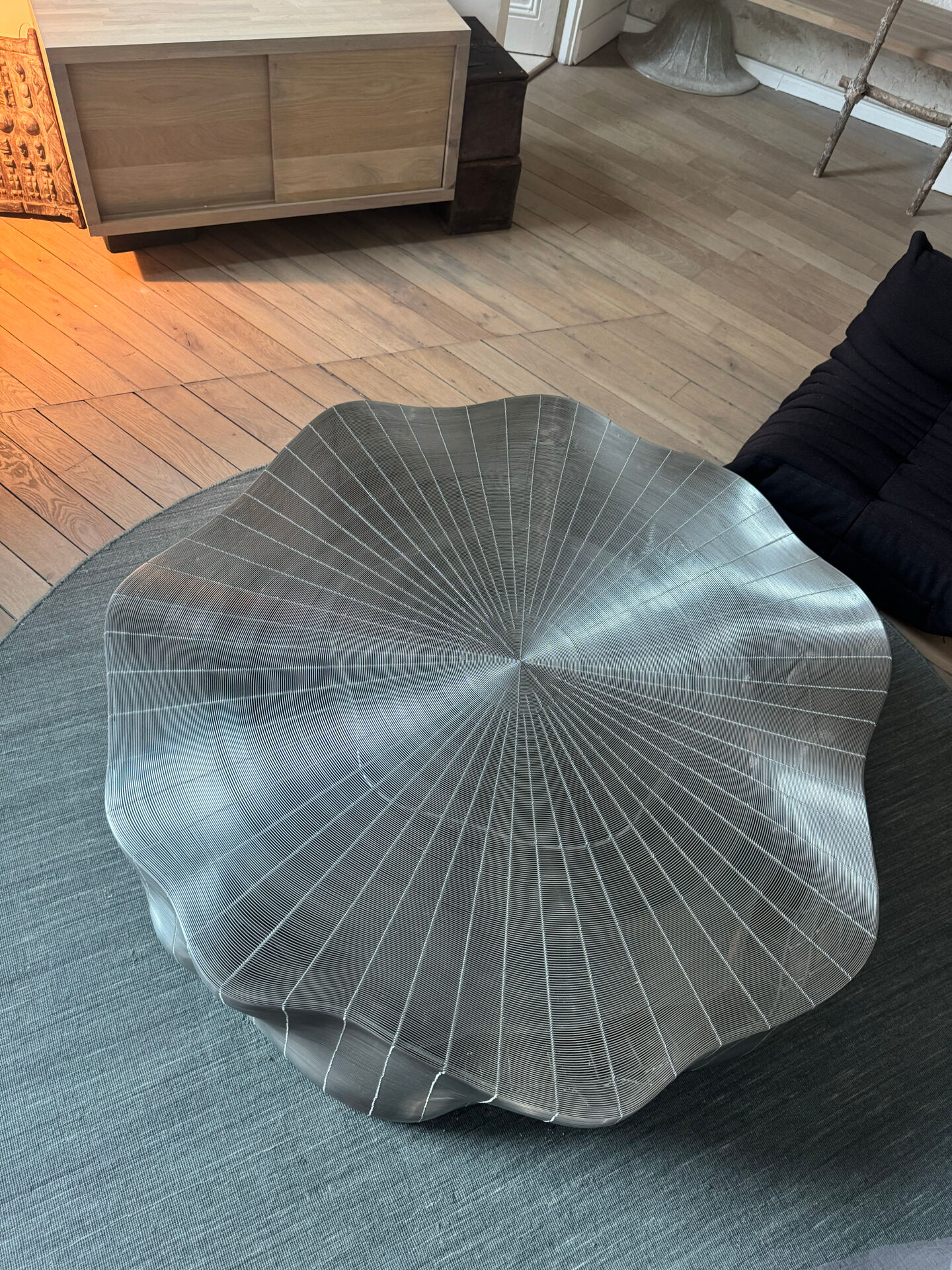 Grande table basse Iron Tree – Roche Bobois – Ø 120 cm (format plus éd