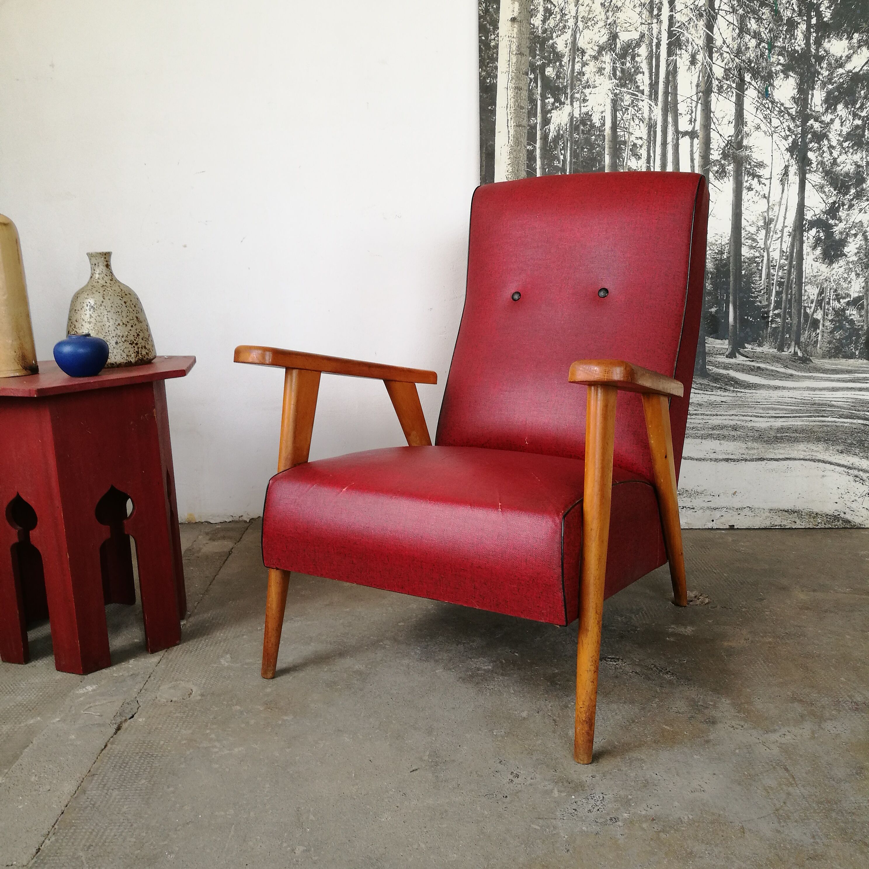 Vintage armchair base compass skaï red