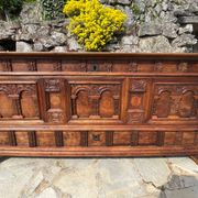 Magnificent walnut chest from the 17th century.