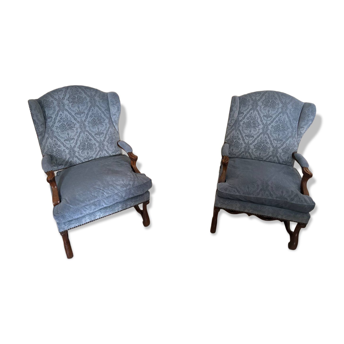 Pair of walnut armchairs - legs in sheep bone Louis XIII