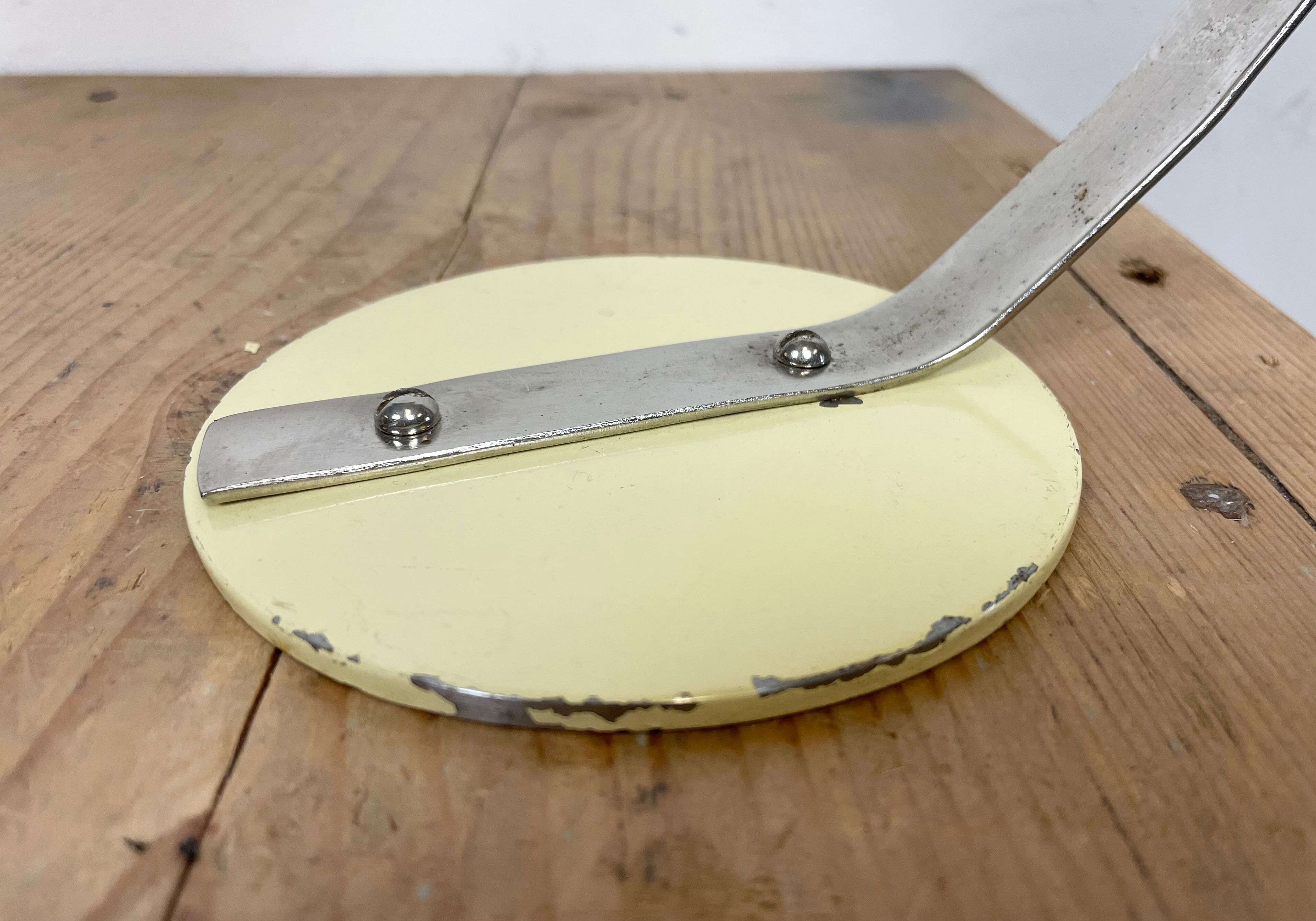 Beige industrial table lamp from Metal Mot, 1960s