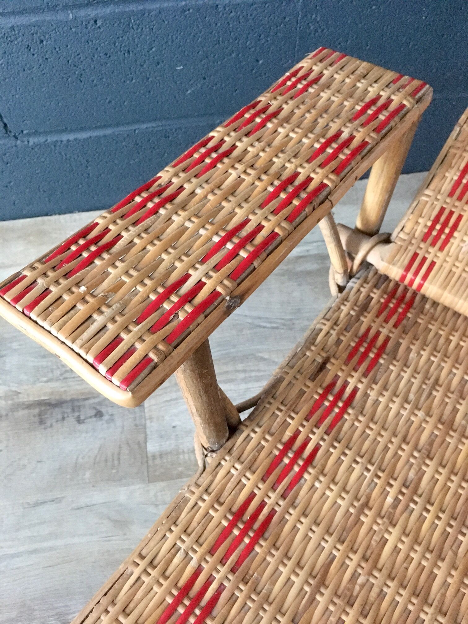 Rattan lounge chair