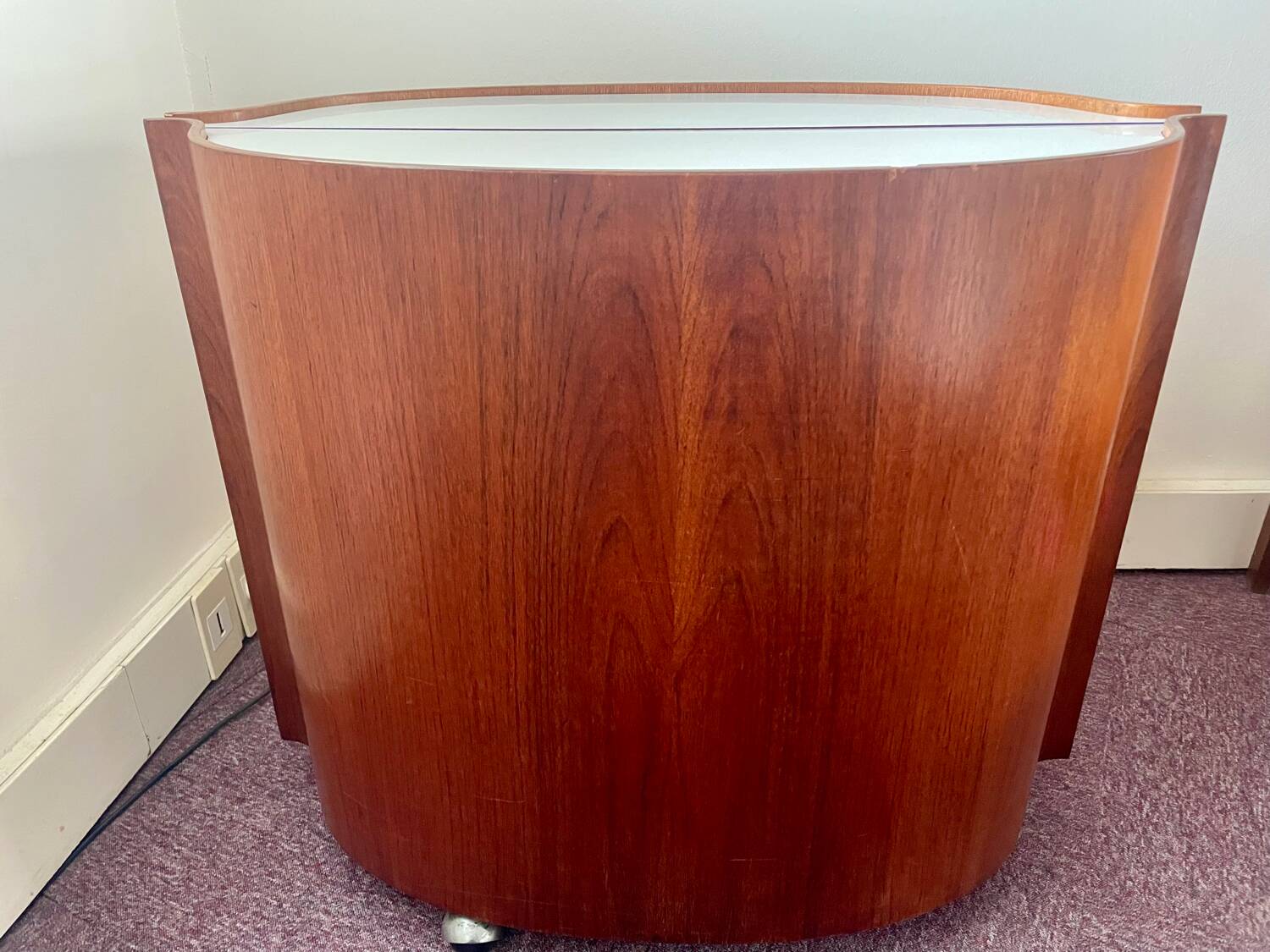 Tecno Jamaica bar cabinet by Gerli Eugenio