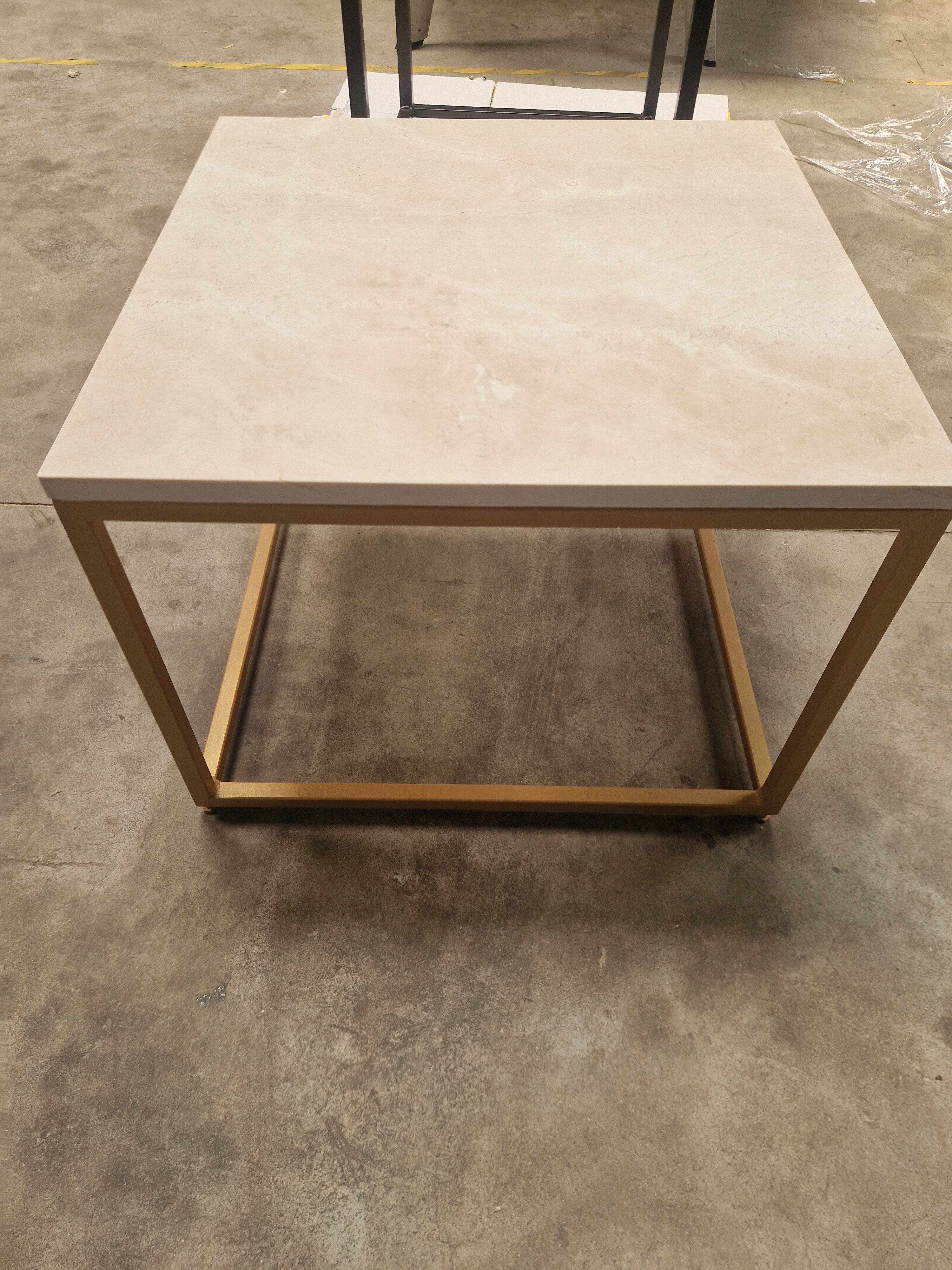 Coffee table 60x60 cream marble