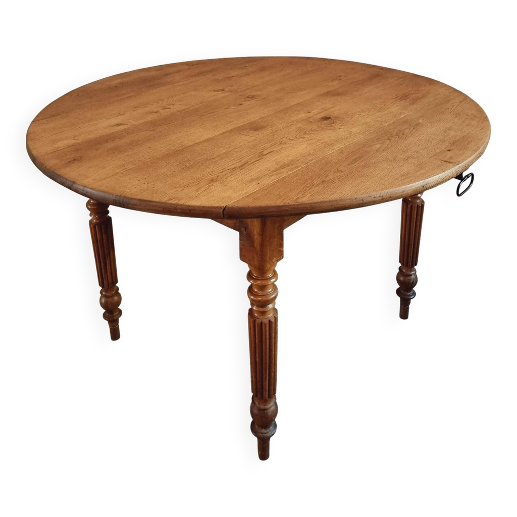 Table ronde ancienne en chêne avec abattants – France, vers 1900 | Selency