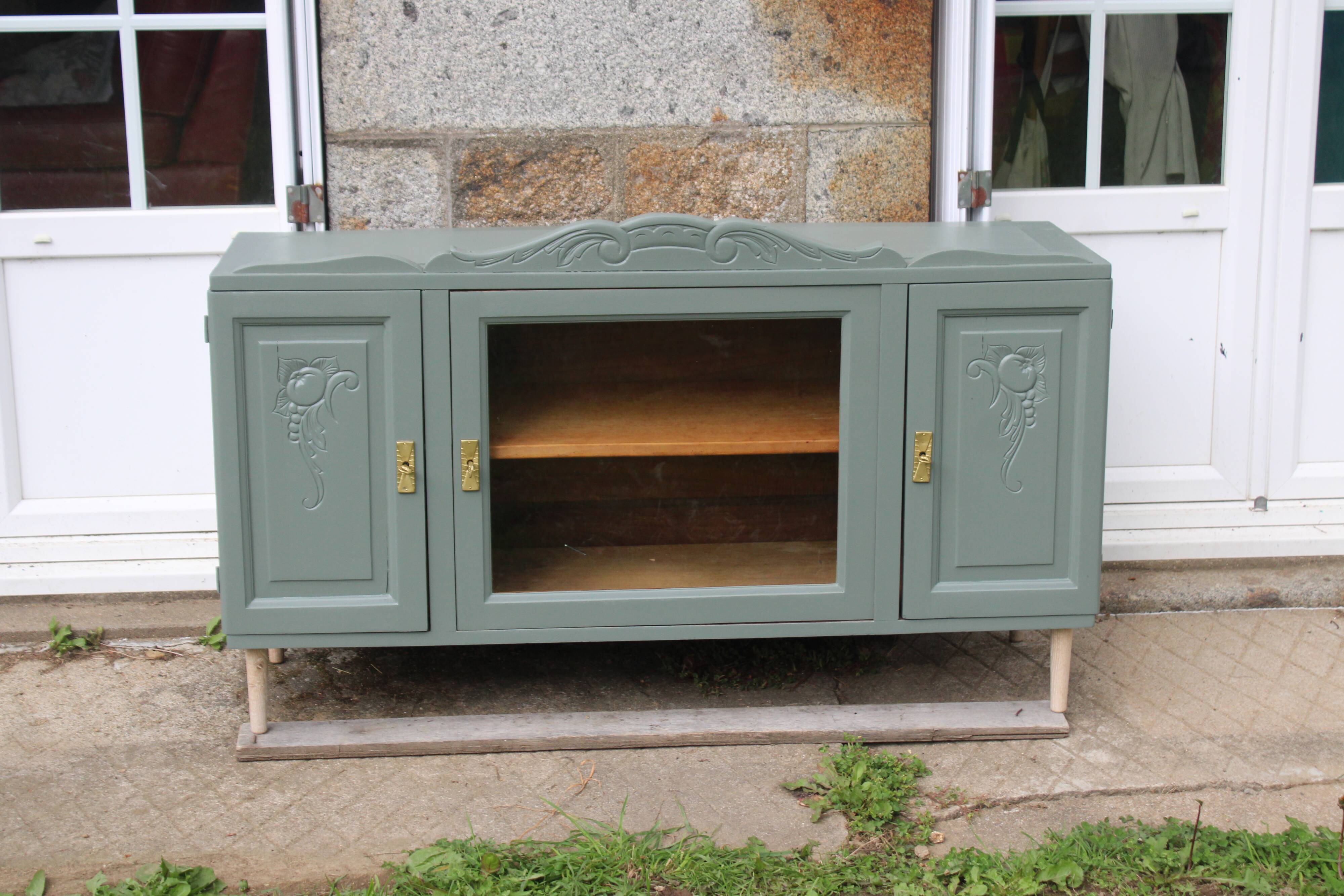 Renovated vintage sideboard with khaki paint – Haussmann chic & bohemian style