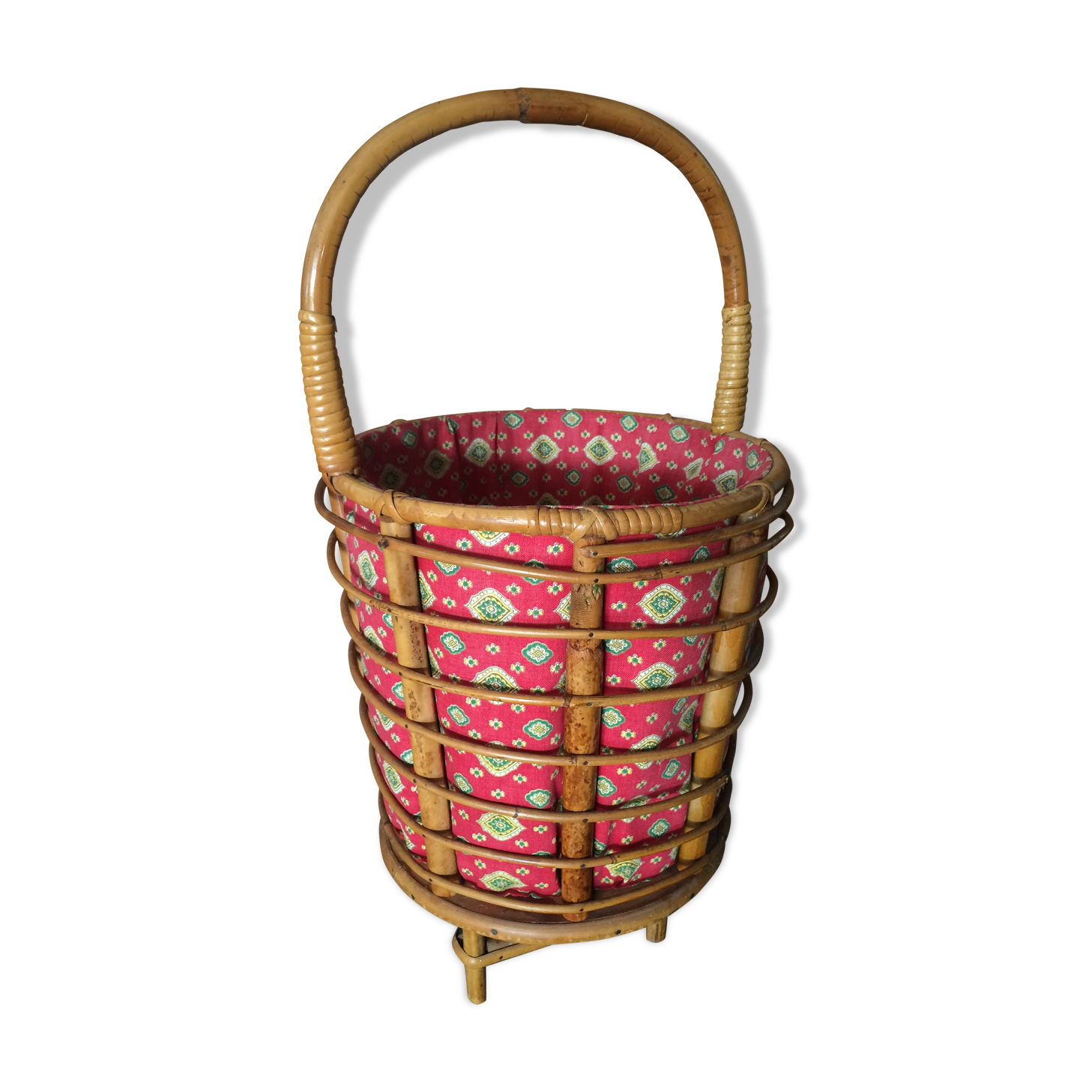 Rattan-work basket with vintage fabric