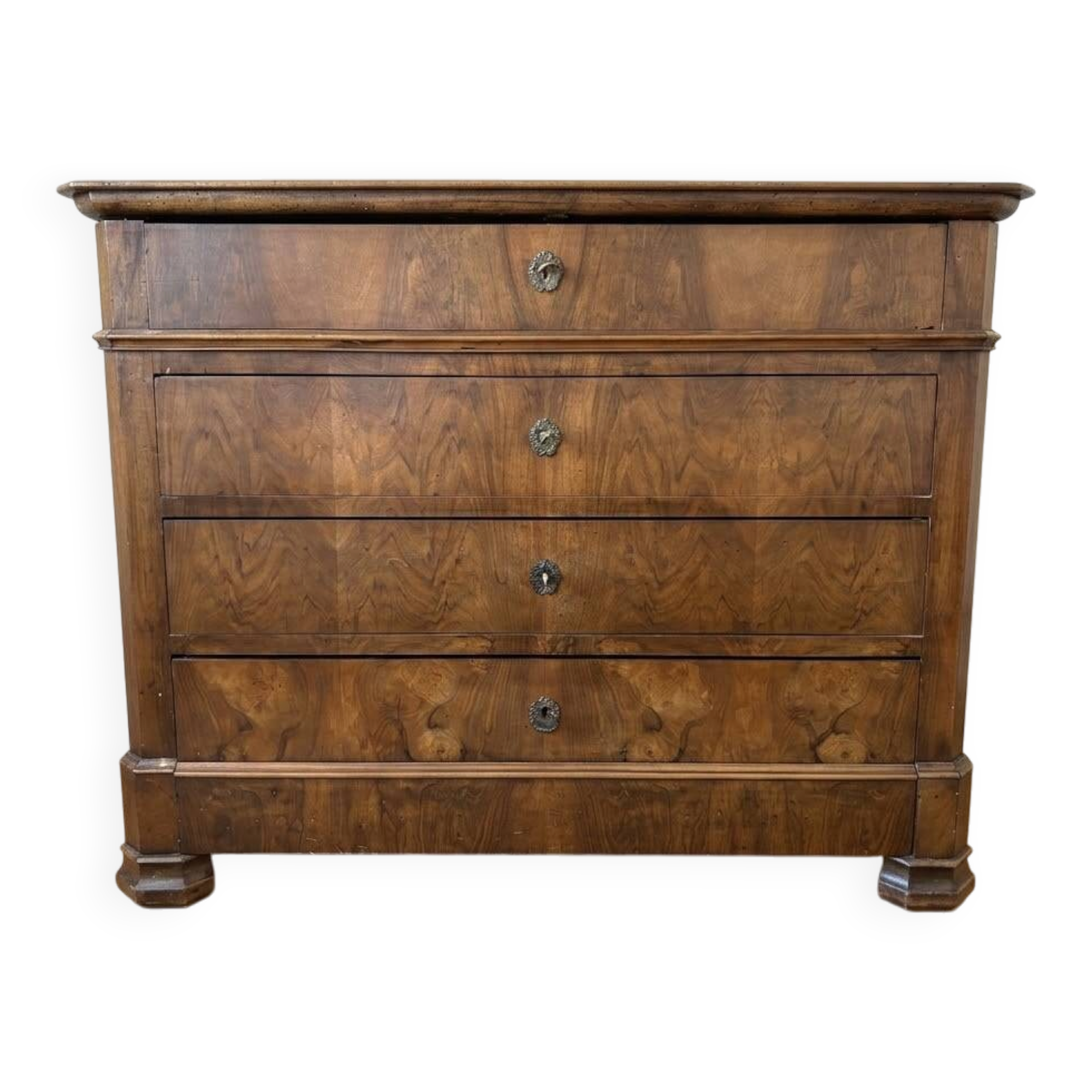 Antique wooden chest of drawers