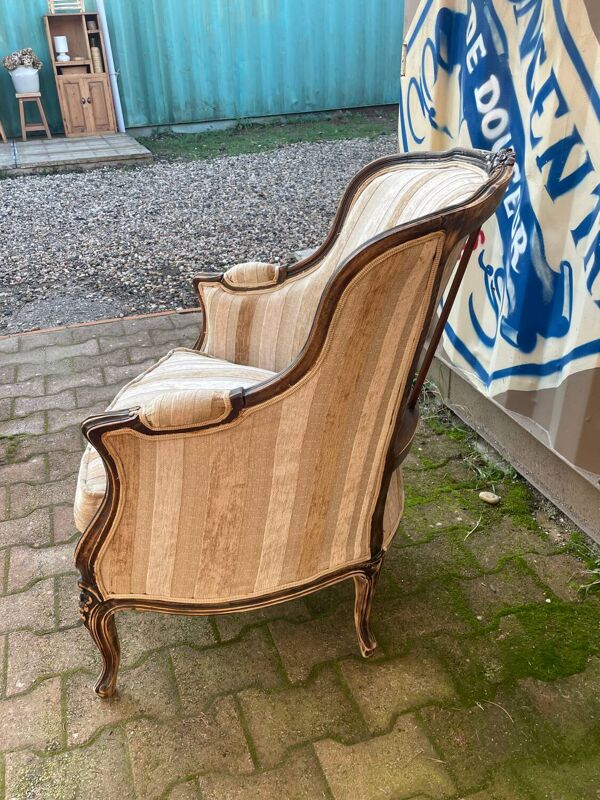 Fauteuil Bergère de style Louis XV