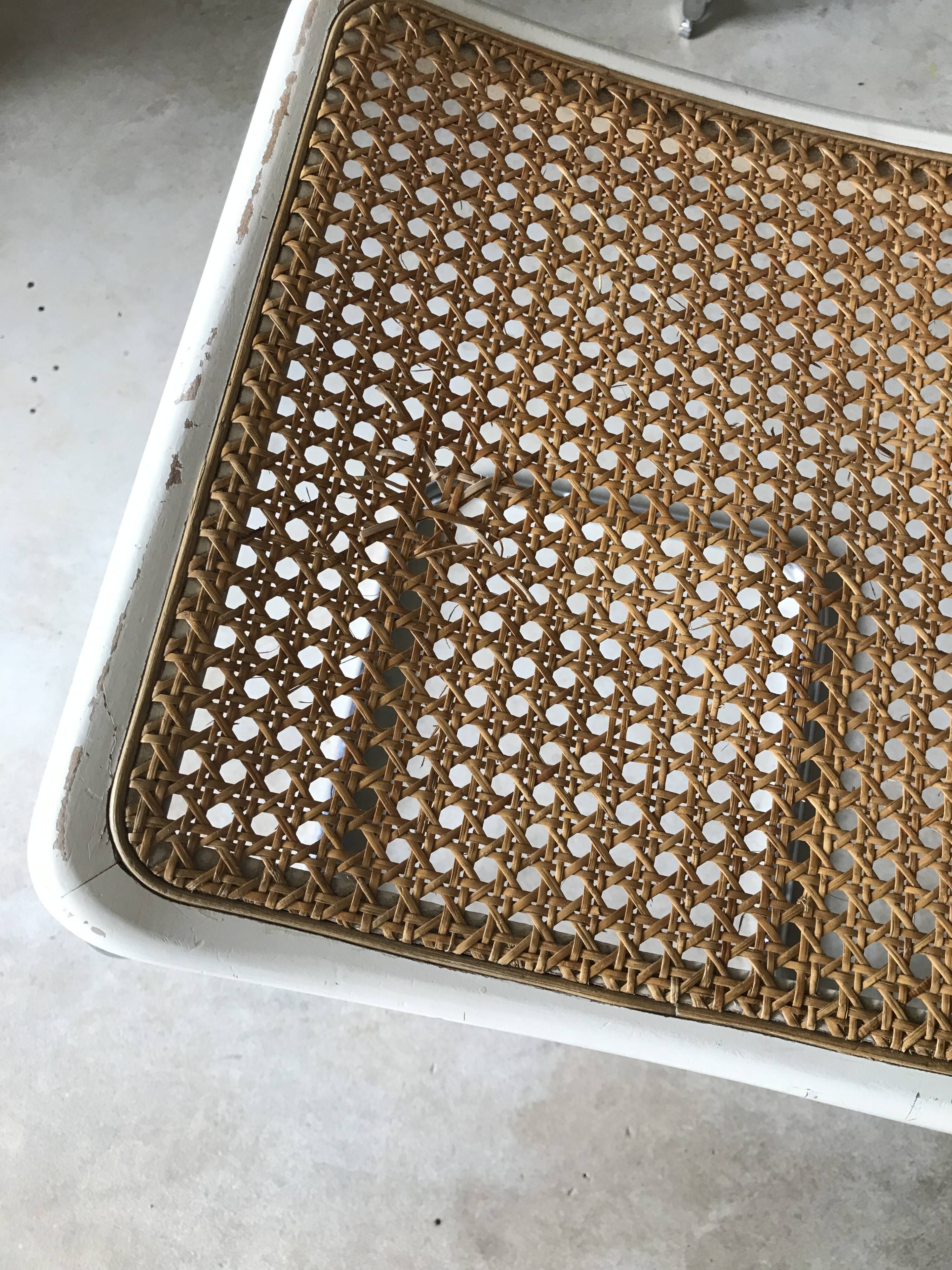 High chair in cannage