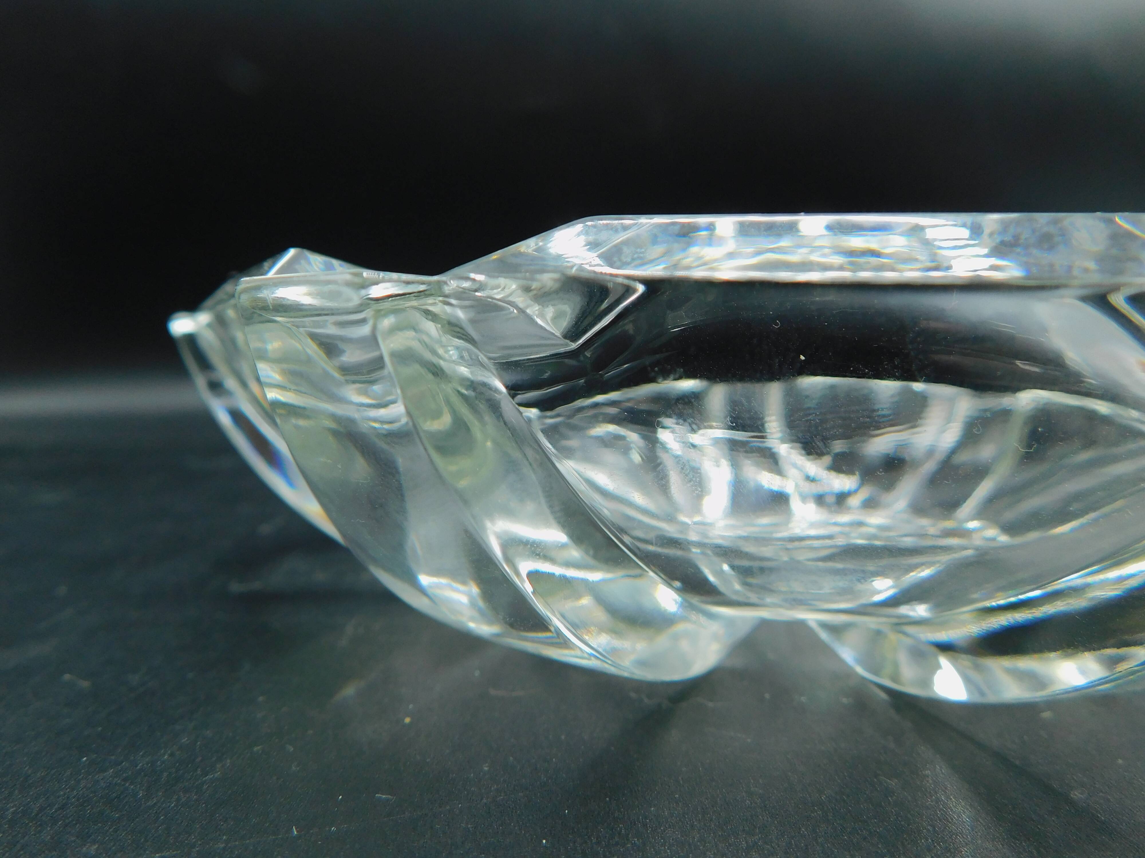 Star crystal ashtray