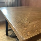 Rectangular table