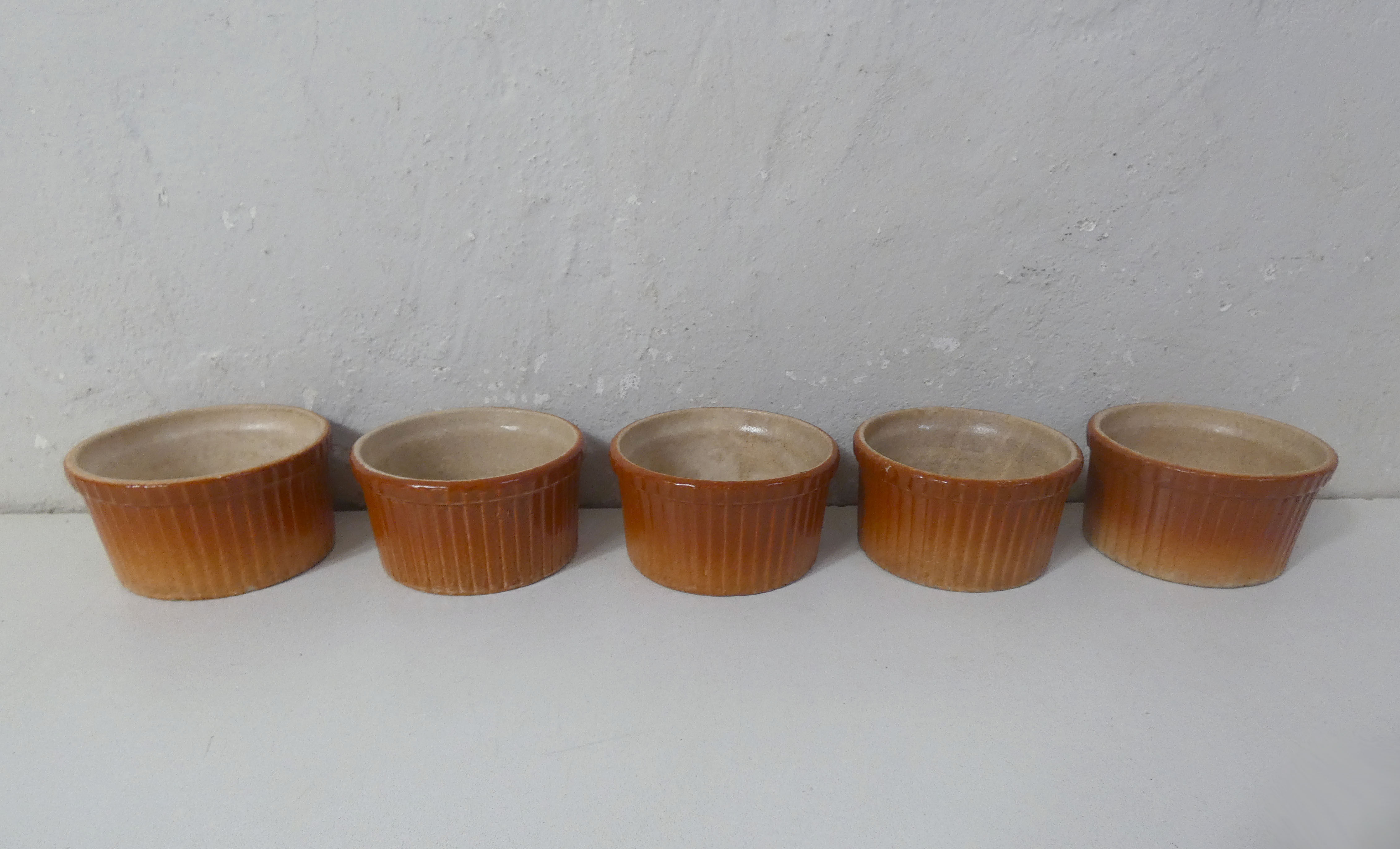 5 terracotta ramekins