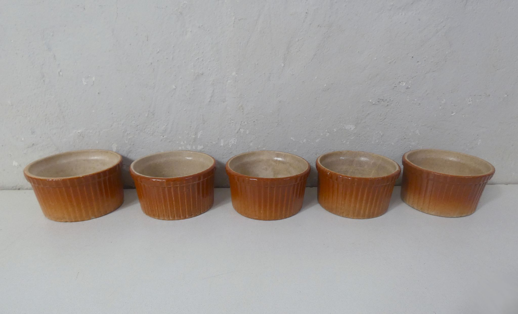 5 terracotta ramekins