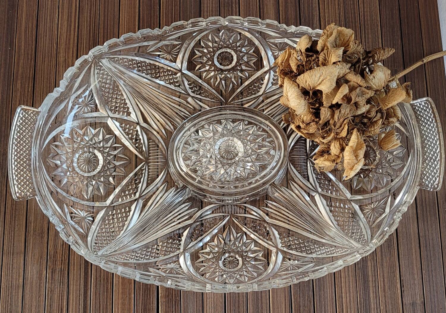 Compartmented dish