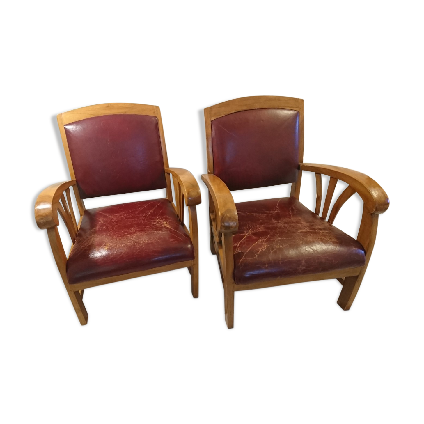 Lot of 2 wooden colonial-style armchairs
