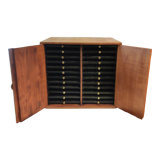 Cigar humidor cabinet