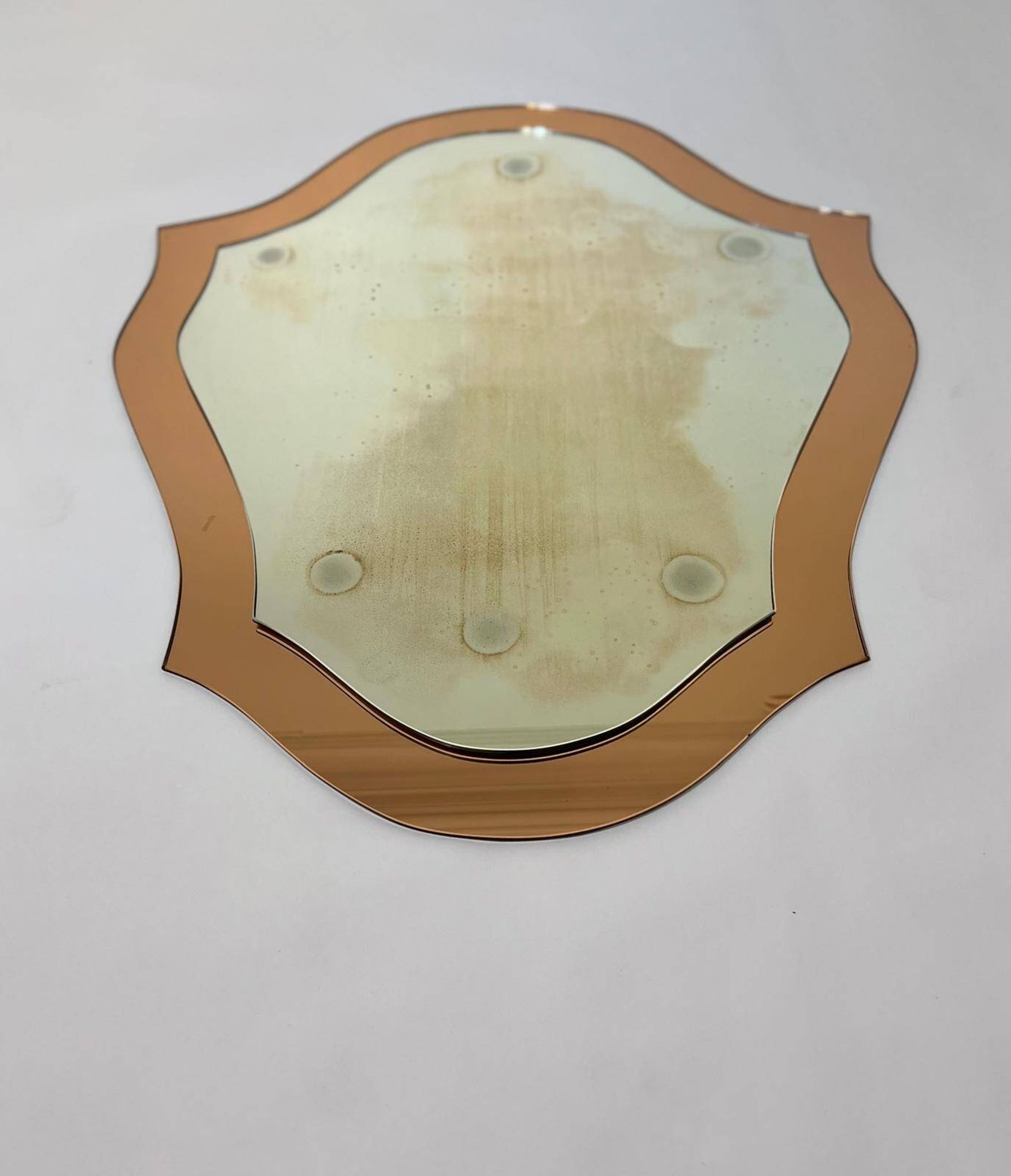 Double miroirs superposés design baroque, France 1970