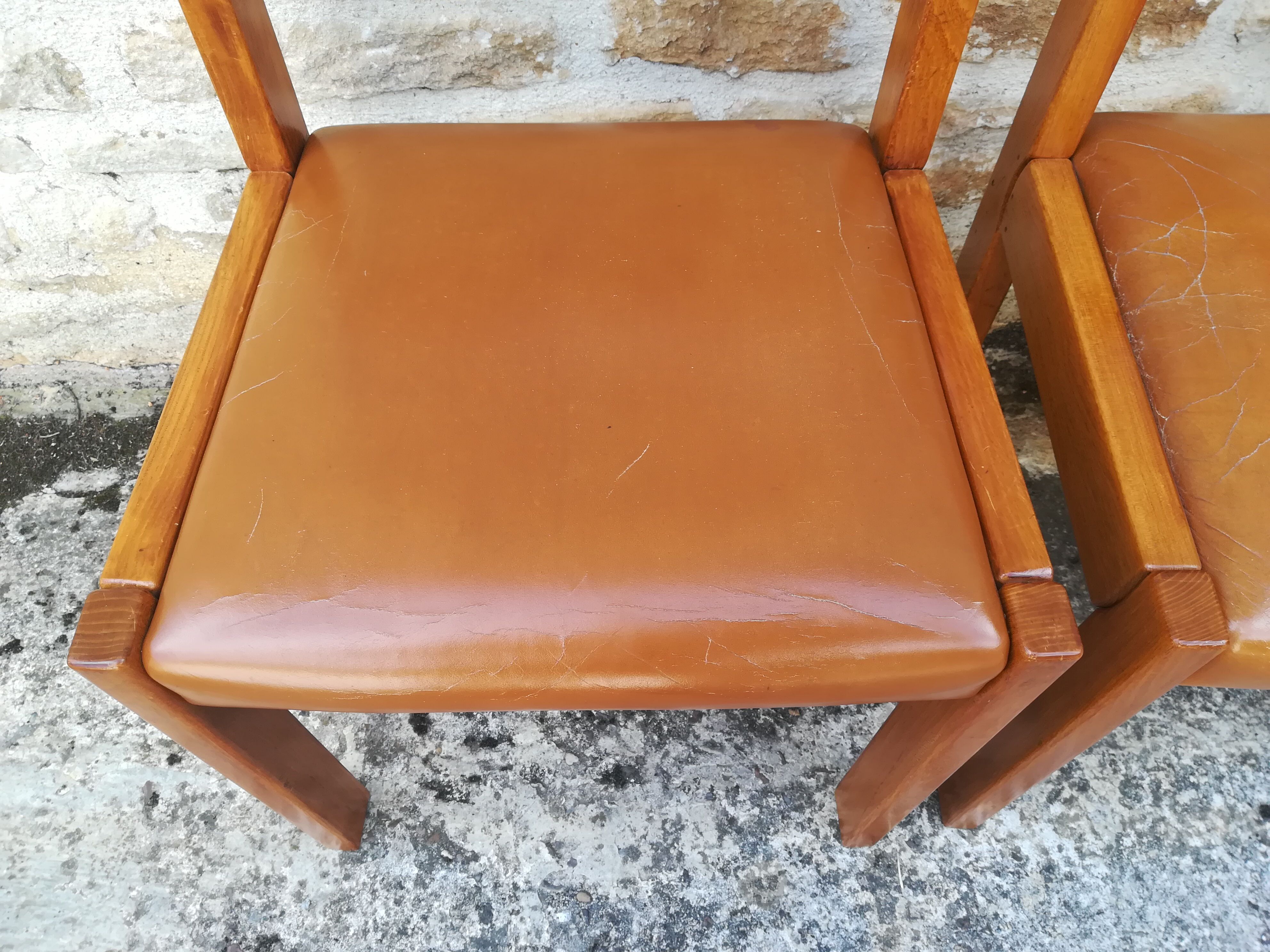 Maison Regain chairs in elm and leather