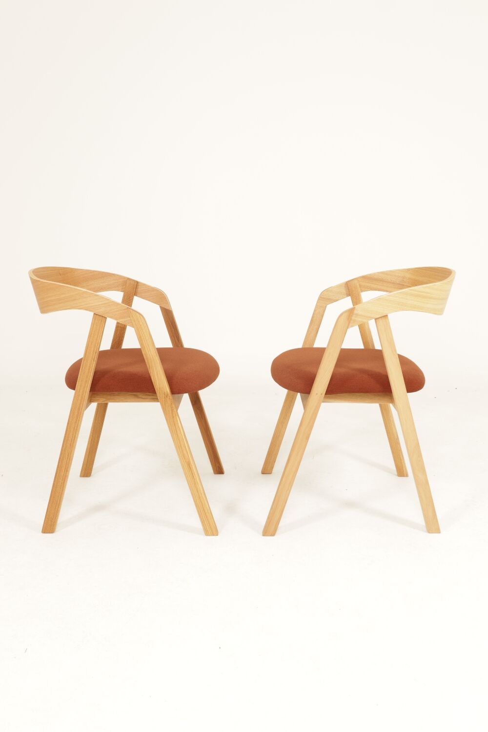 Set of 6 Dining Chairs – Natural Oak & Terracota Upholstery
