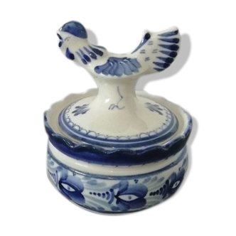 Gzhel porcelain box "Hen / rooster"