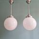 Paire de suspensions Art déco en opaline blanche, 1920-30