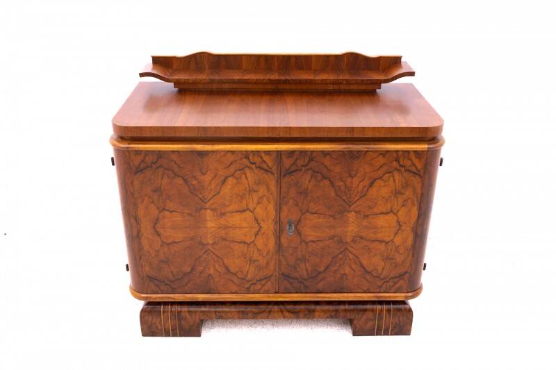 Interesting Art Deco chest of drawers, Poland, circa 1930.