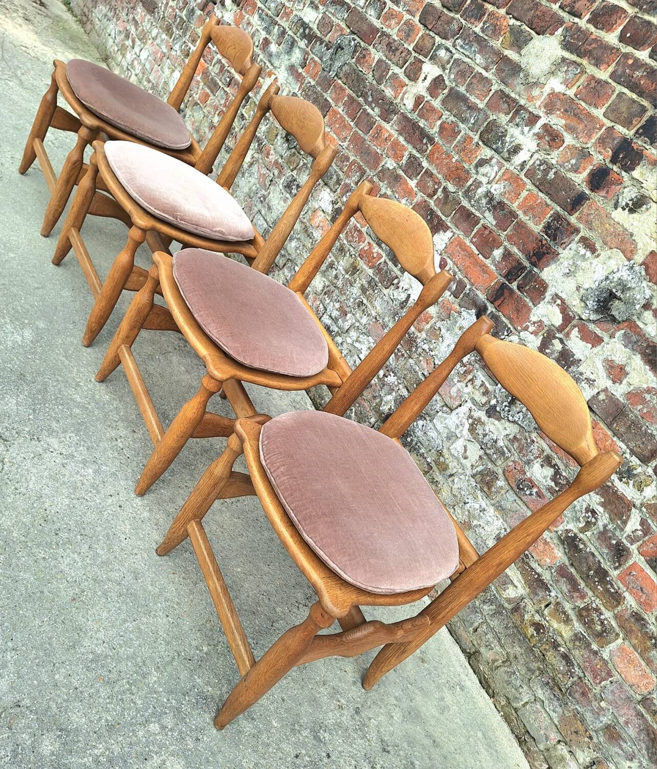 Set of 4 Guillerme and Chambron Charlotte model chairs, vintage seats