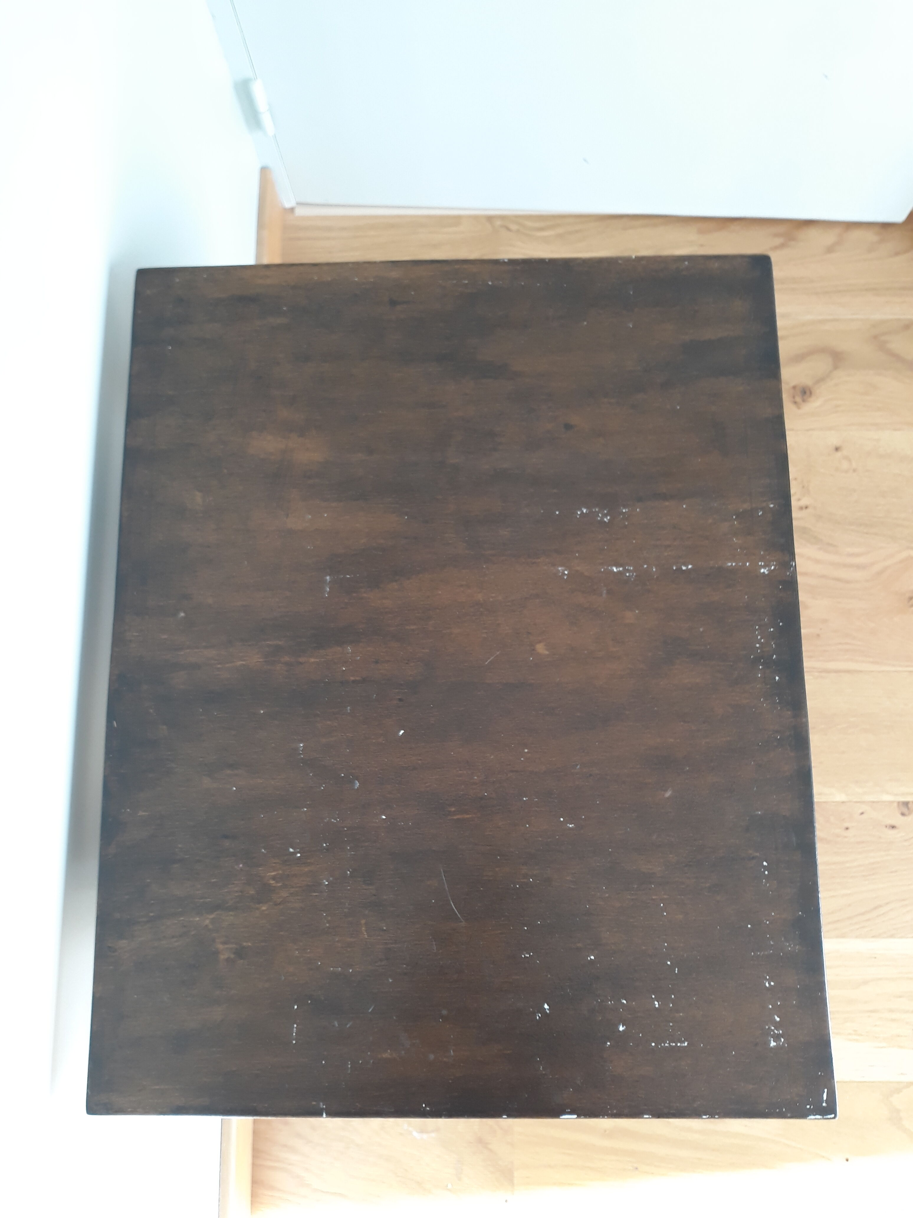 Coffee table end of sofa bedside in solid wood